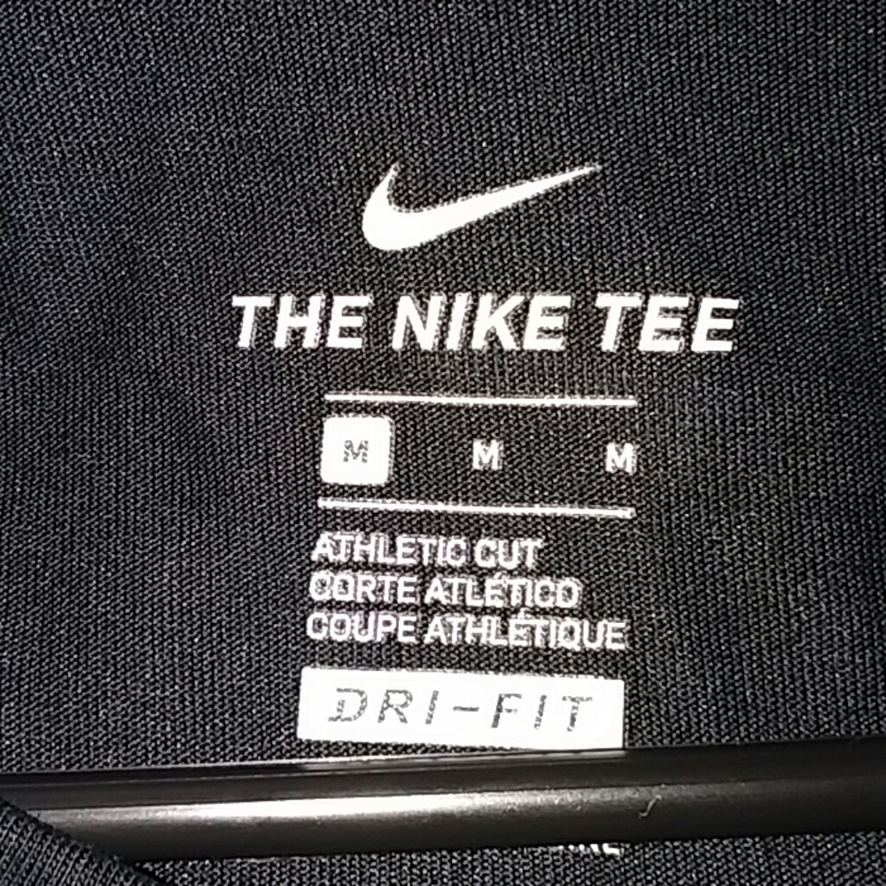 Price ⬇!Nike Racer Back Tank Top - Picture 3 of 5